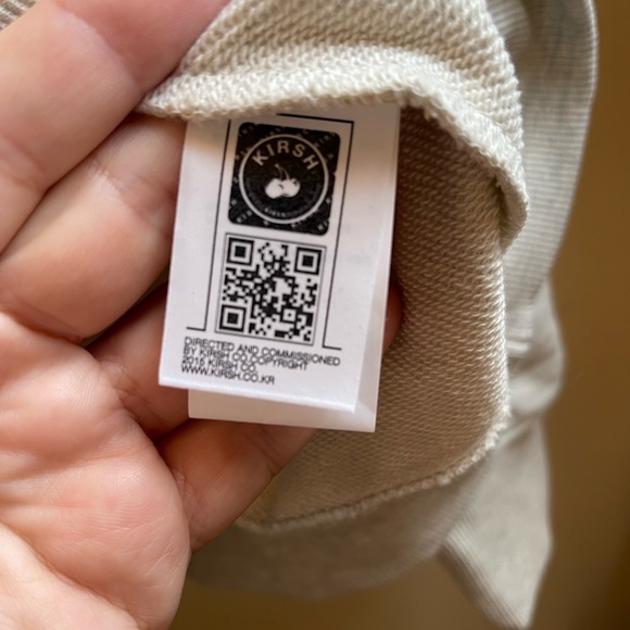 Cute Cherry Sweatshirt - Picture 3 of 8